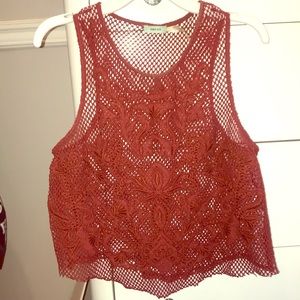 Red no sleeve lace top